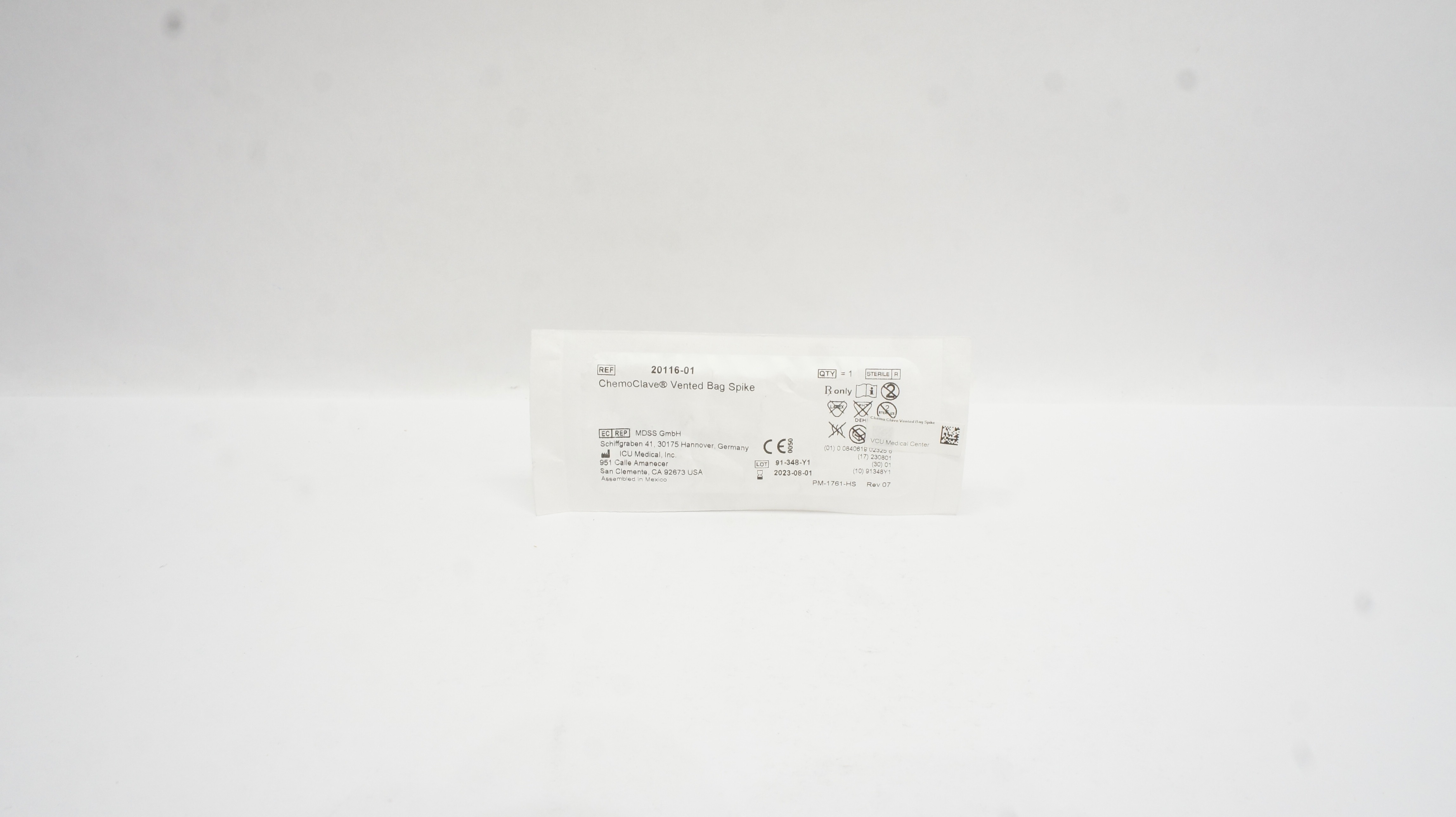 ICU Medical 20116-01 ChemoClave Vented Bag Spike (X)