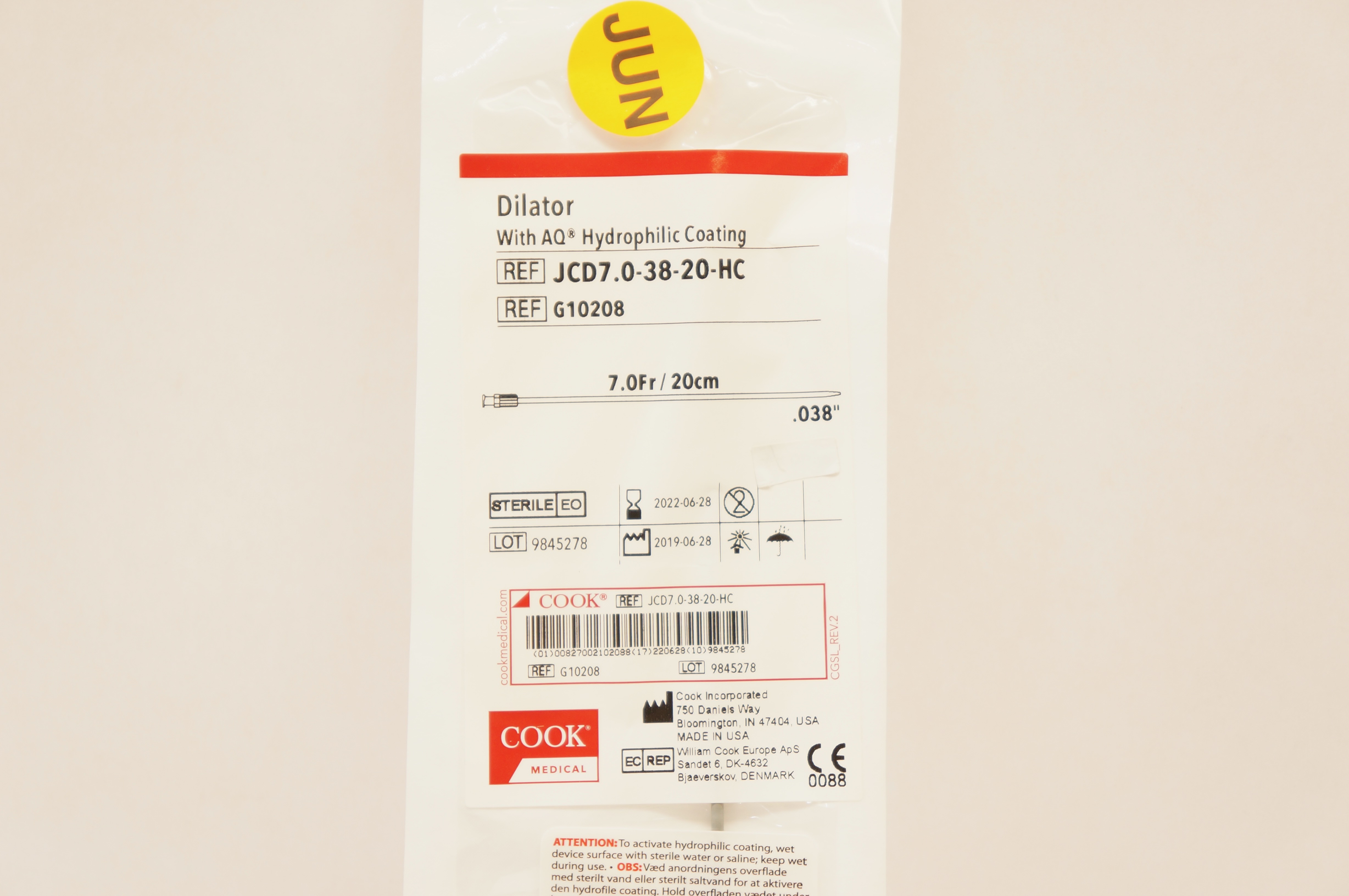 Cook Medical G10208 Dilator With AQ Hydrophilic Coating 7.0Fr/20cm x .038 (x)