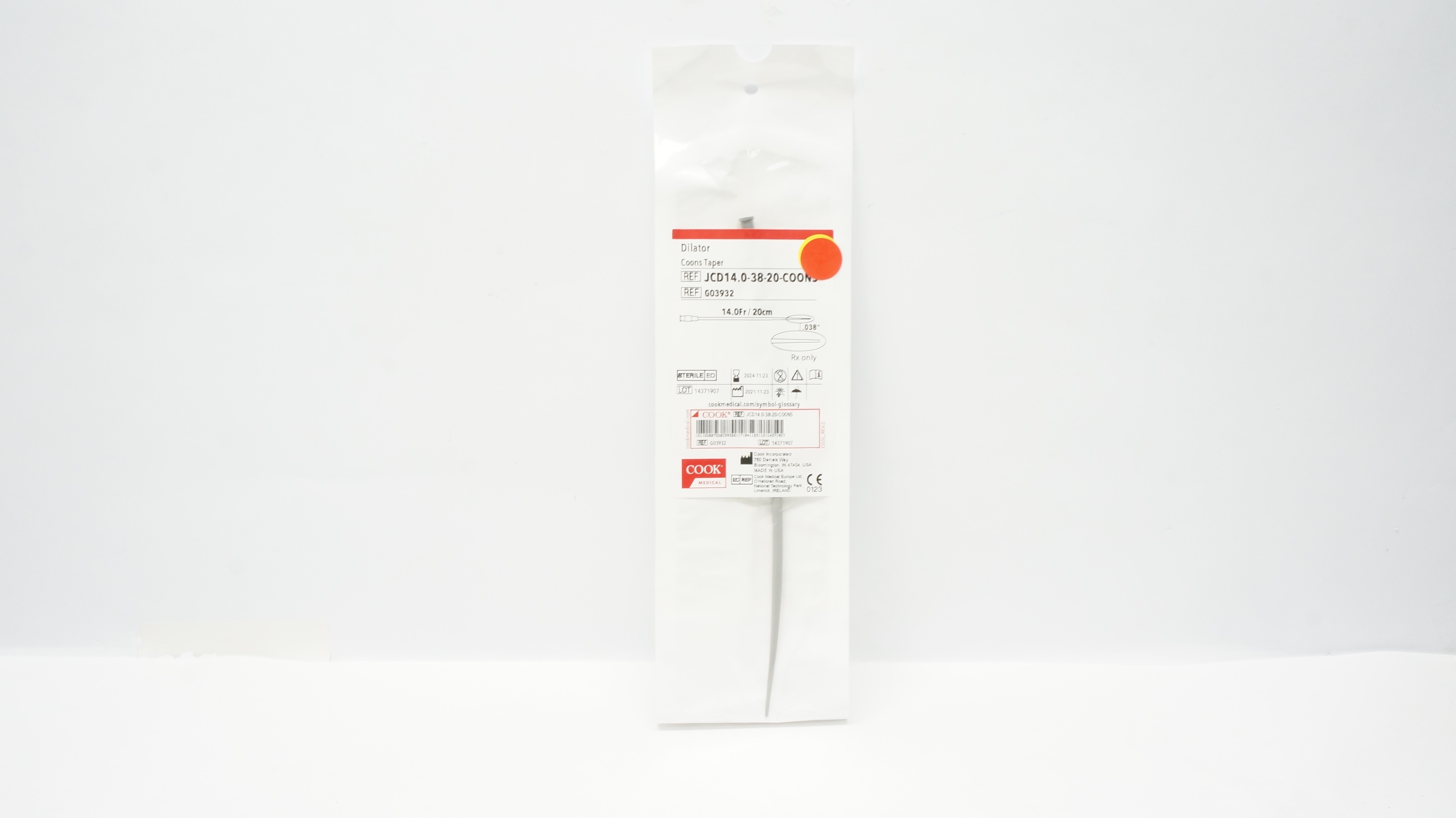 Cook Medical G03932 Dilator Coons Taper 14.0Fr/20cm x .038inch (x)