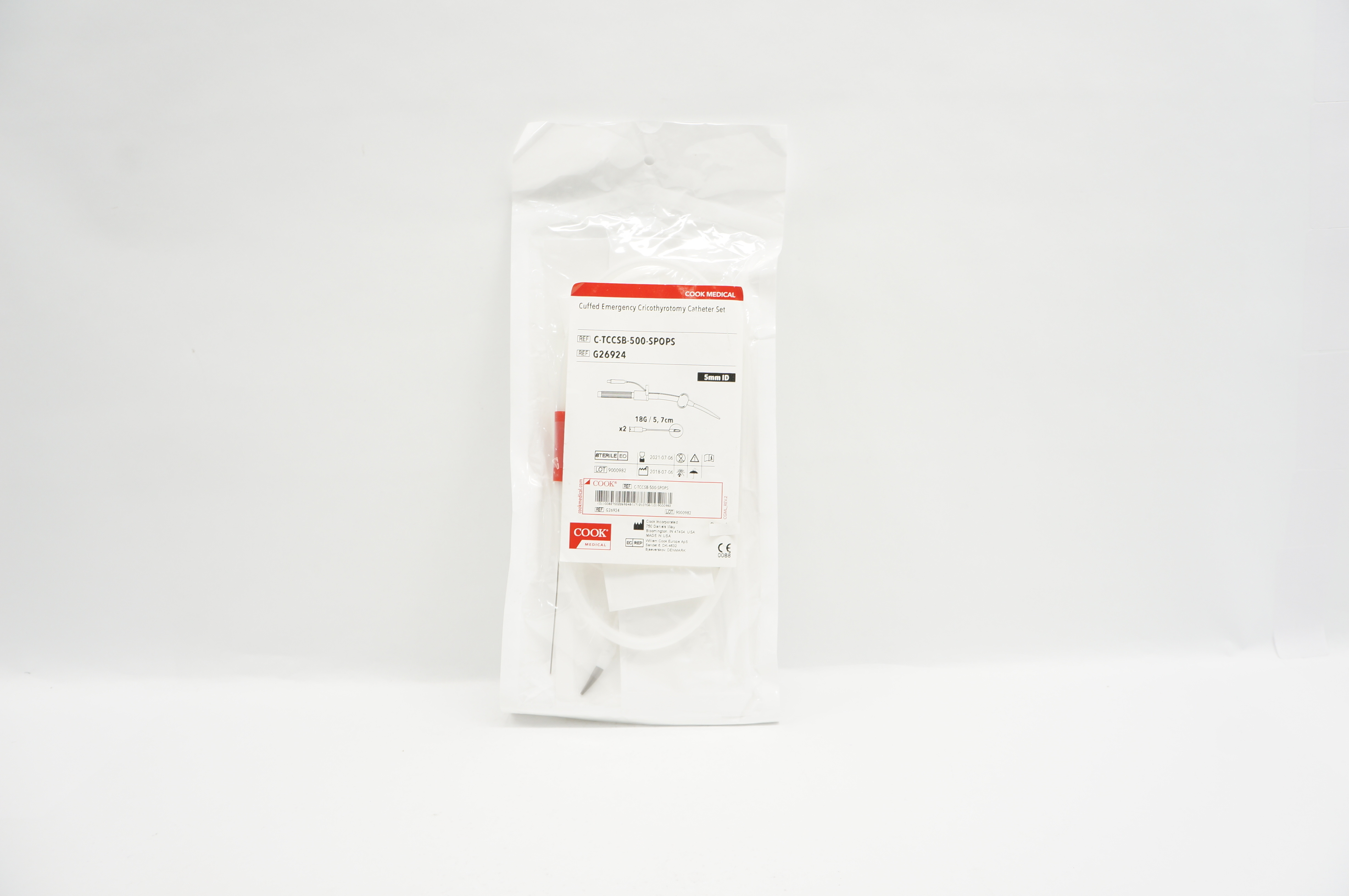 Cook Medical G26924 Cuffed Emergency Cricothyrotomy Cath. Set 5mm ID x 18G (x)