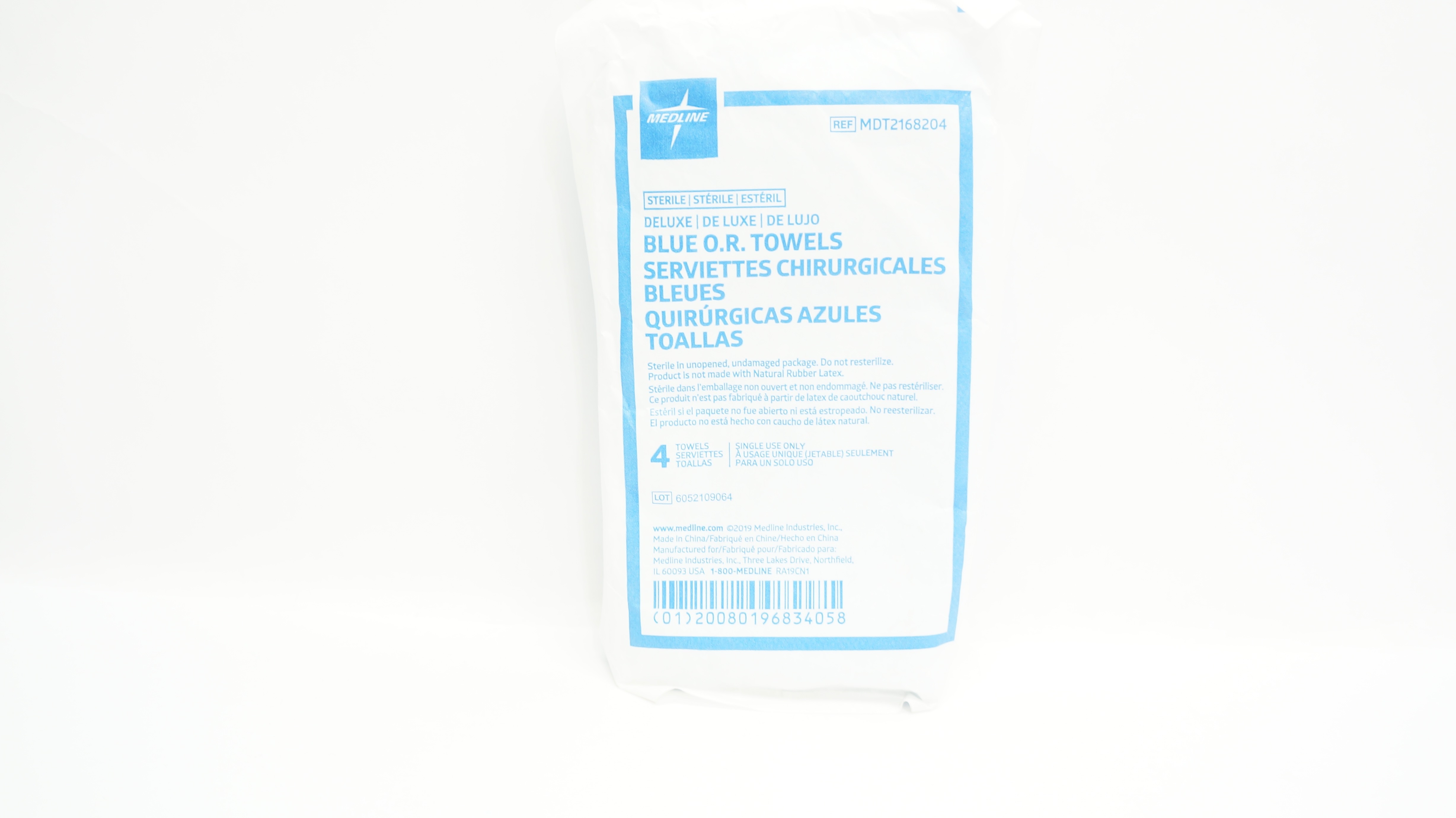 Medline MDT2168204 Deluxe Blue O.R. Towels - Pack of 4