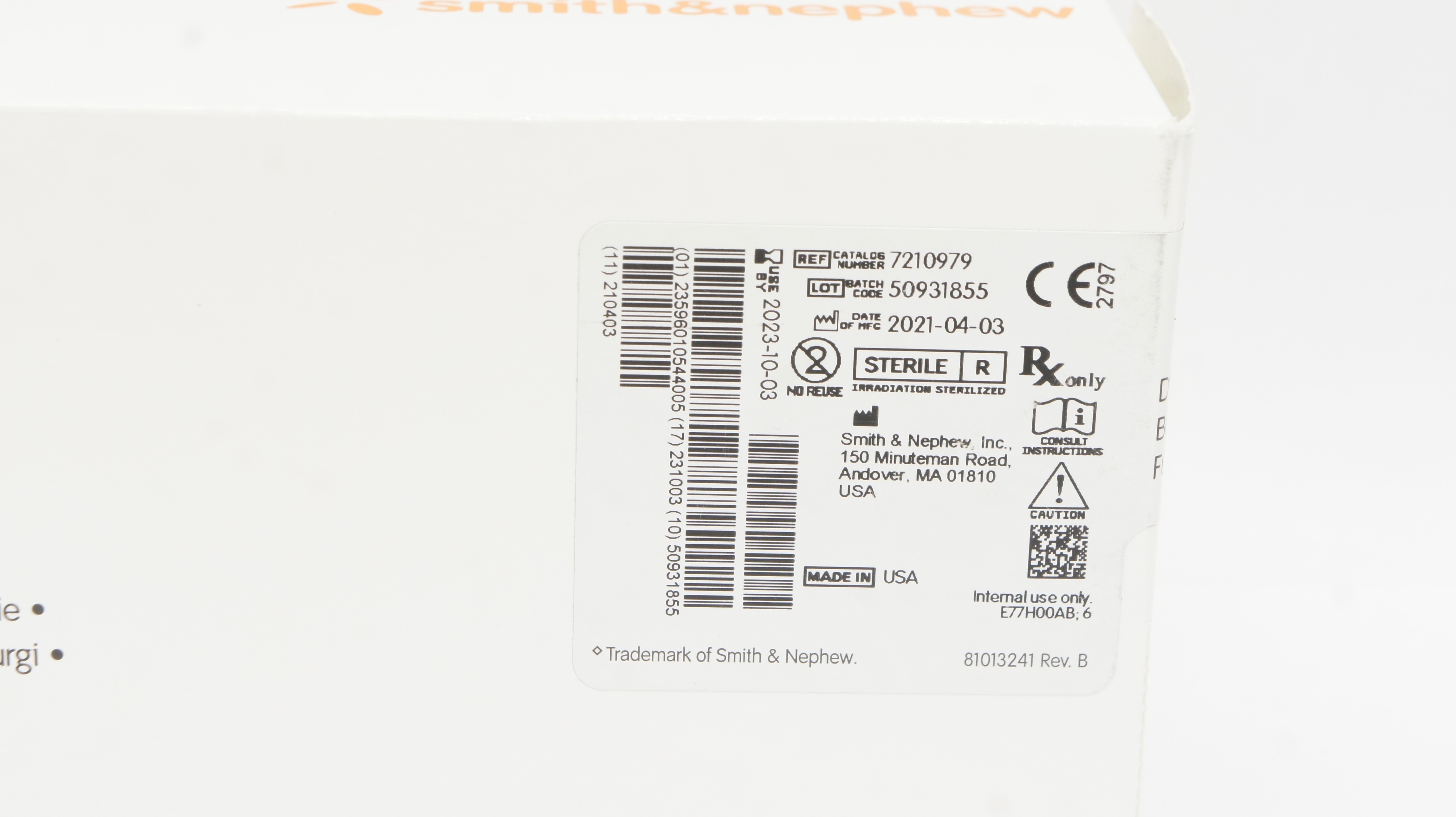 Smith&Nephew 7210979 Dyonics Arthroscopic Surgery Blades 4.5x180mm(x) - Box of 3