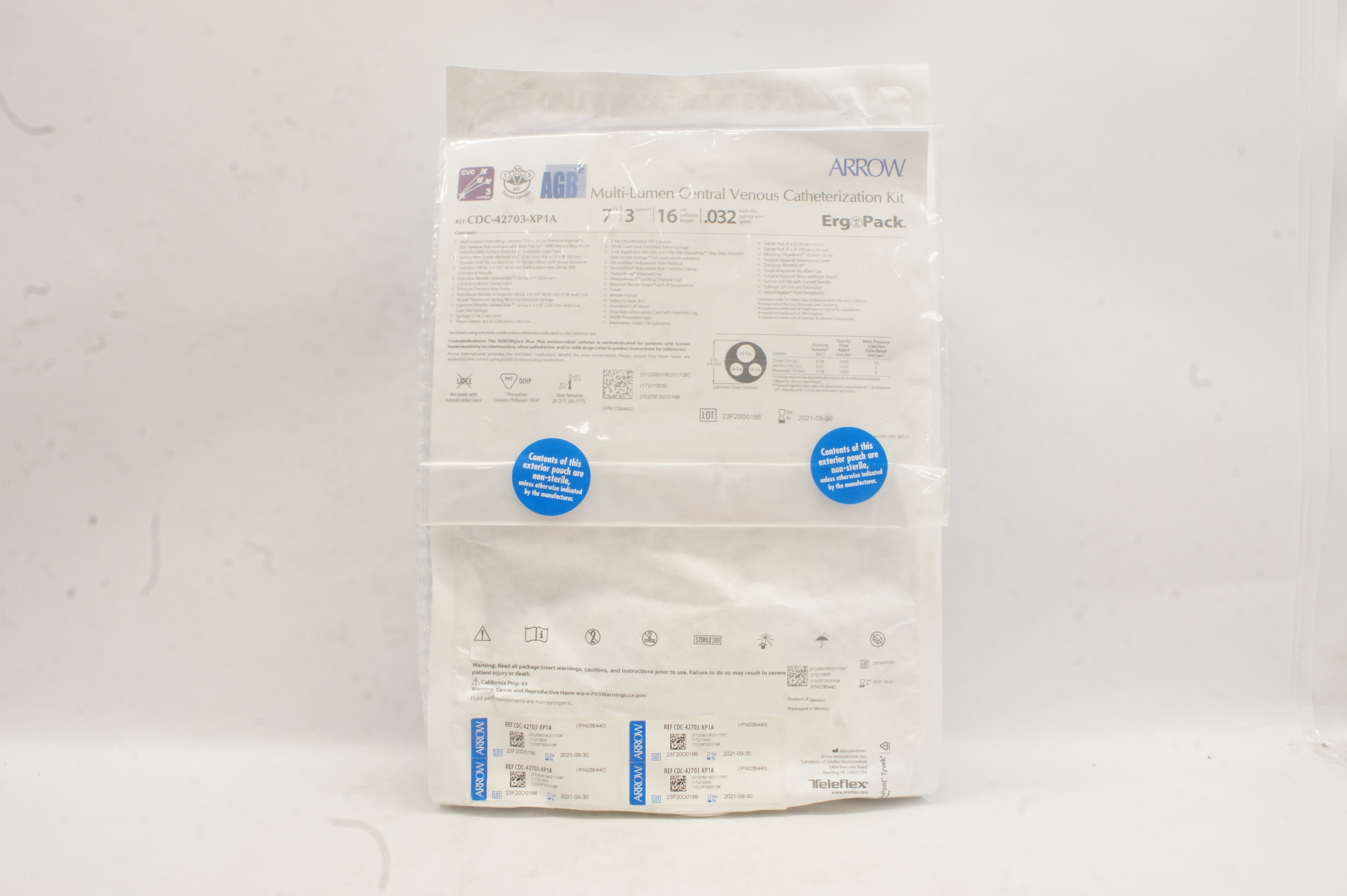 Arrow CDC-42703-XP1A Multi-Lumen CVC Kit 3 Lumen 7Fr. x 16cm x .032inch (x)