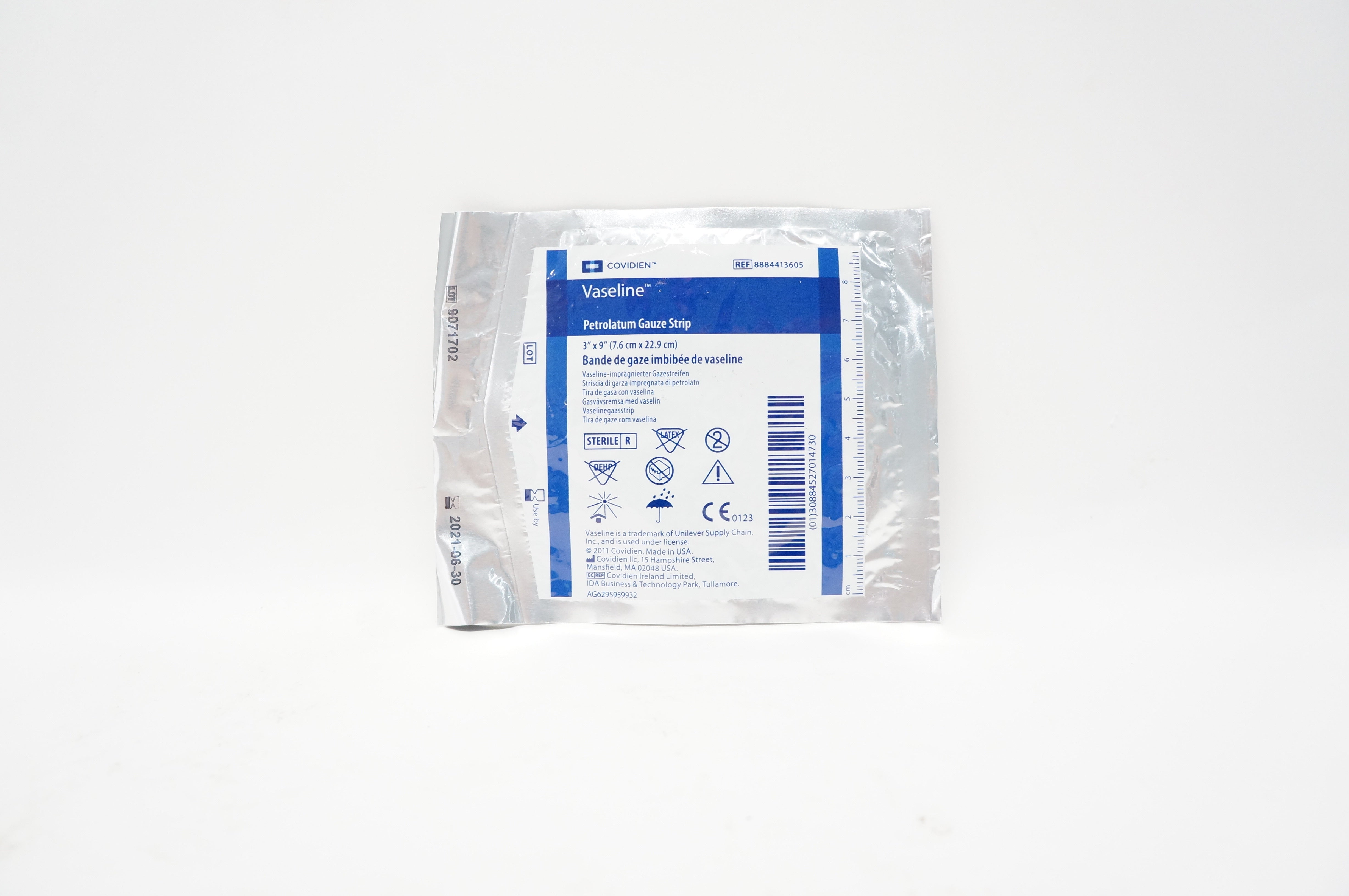 Covidien 8884413605 Vaseline Petrolatum Gauze Strip 3 inch x 9 inch (x)