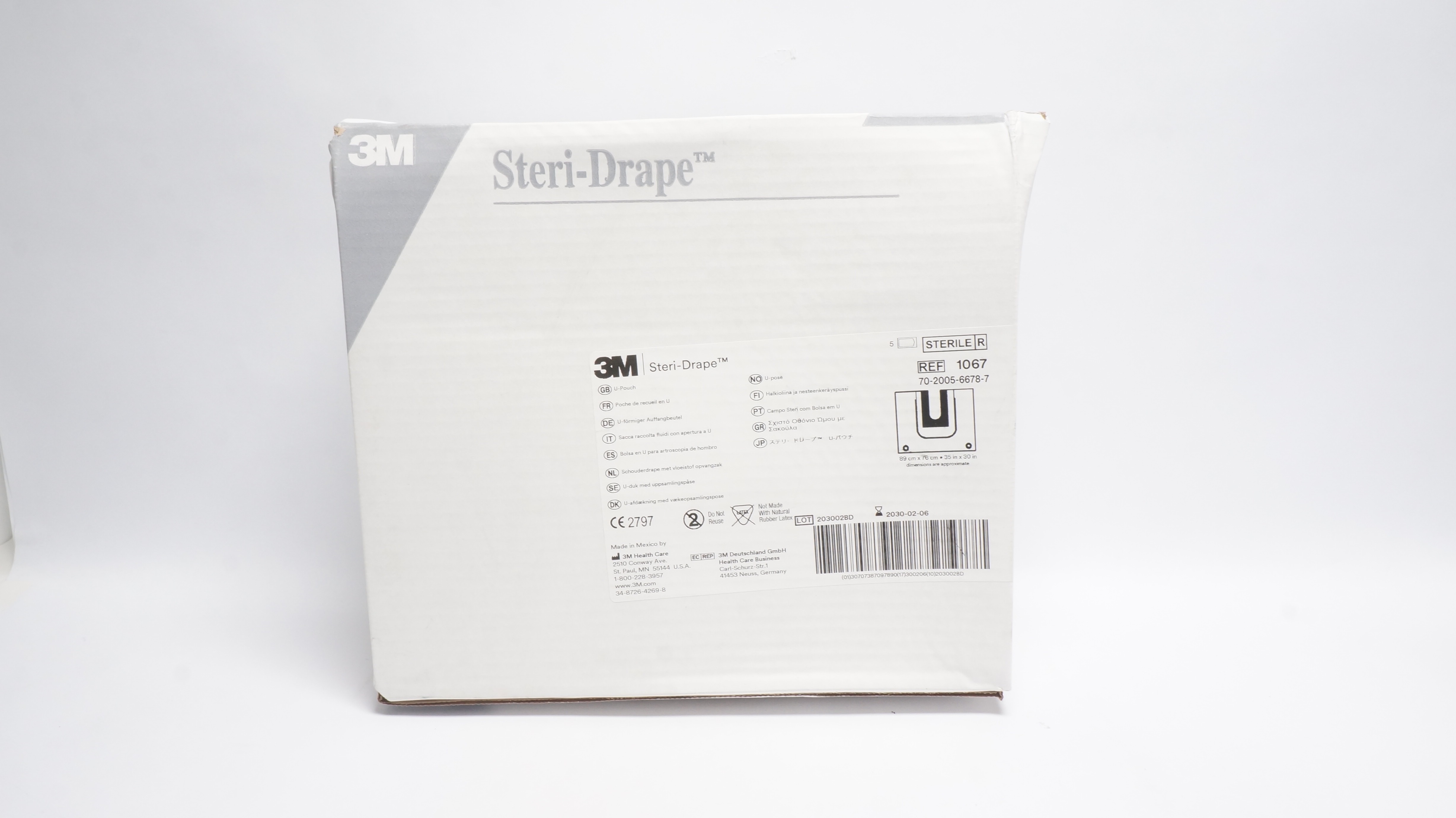 3M 1067 Steri-Drape U-Pouch 35 inch x 30 inch - Box of 4