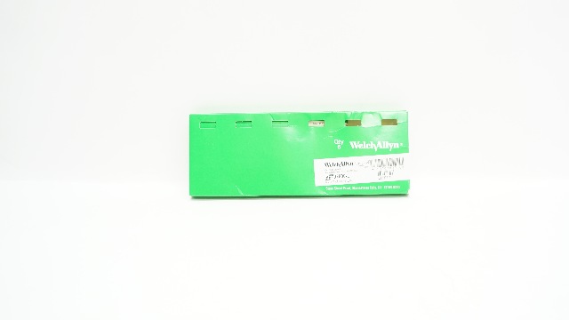 Welch Allyn 07800-U 6 Volt Halogen Lamp - Box of 4